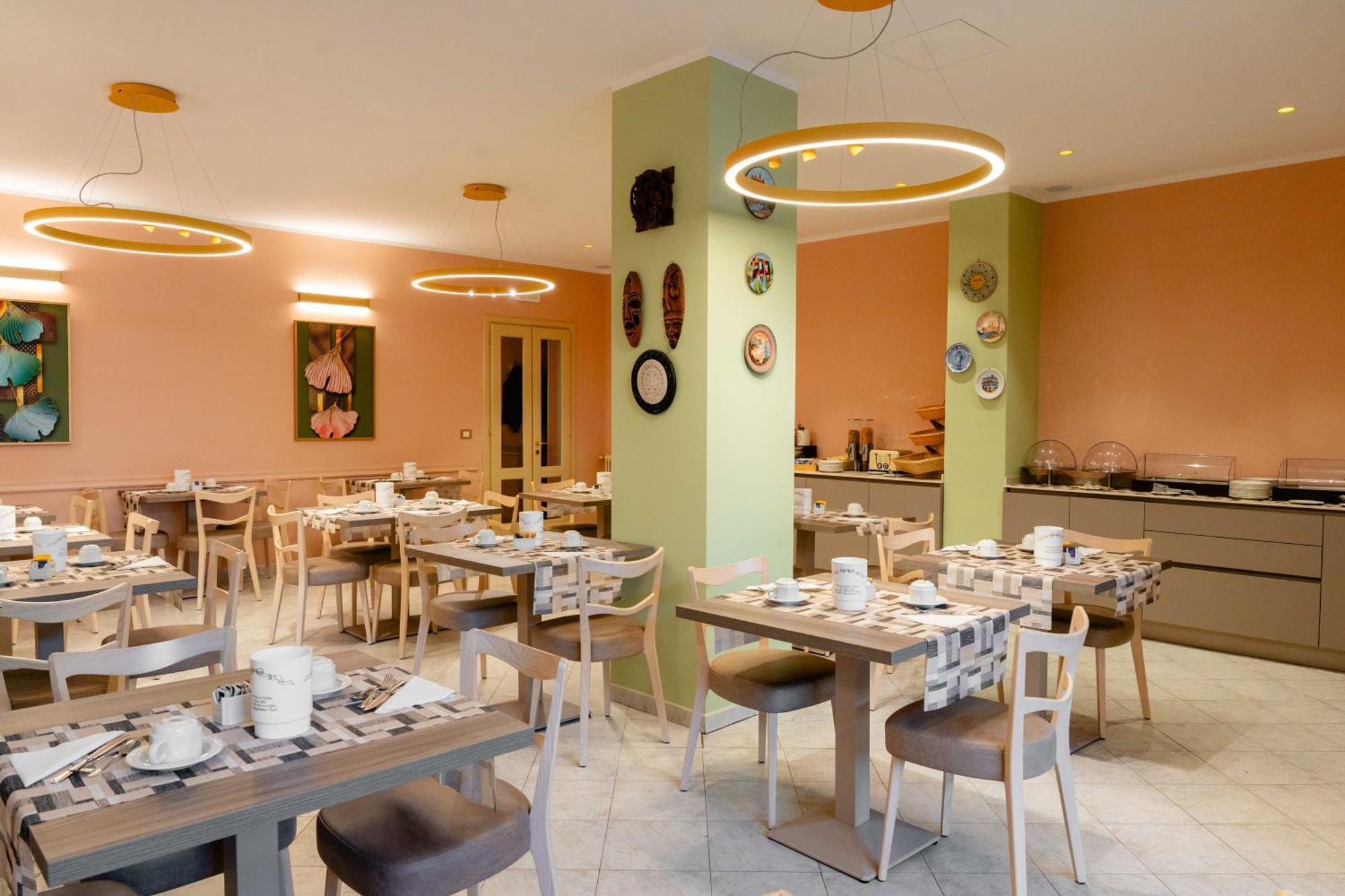 Hotel Pardini Viareggio Bagian luar foto