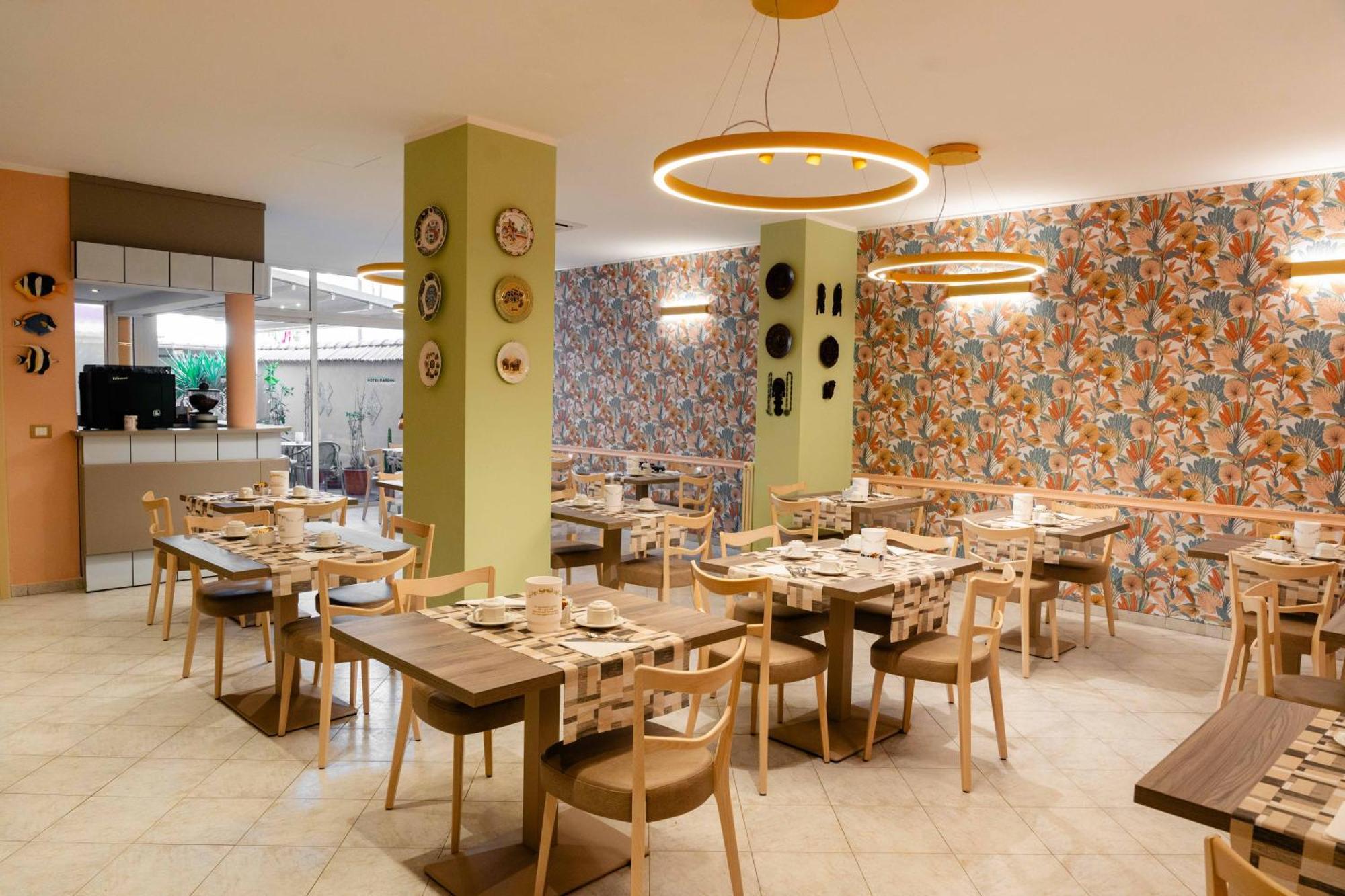 Hotel Pardini Viareggio Bagian luar foto
