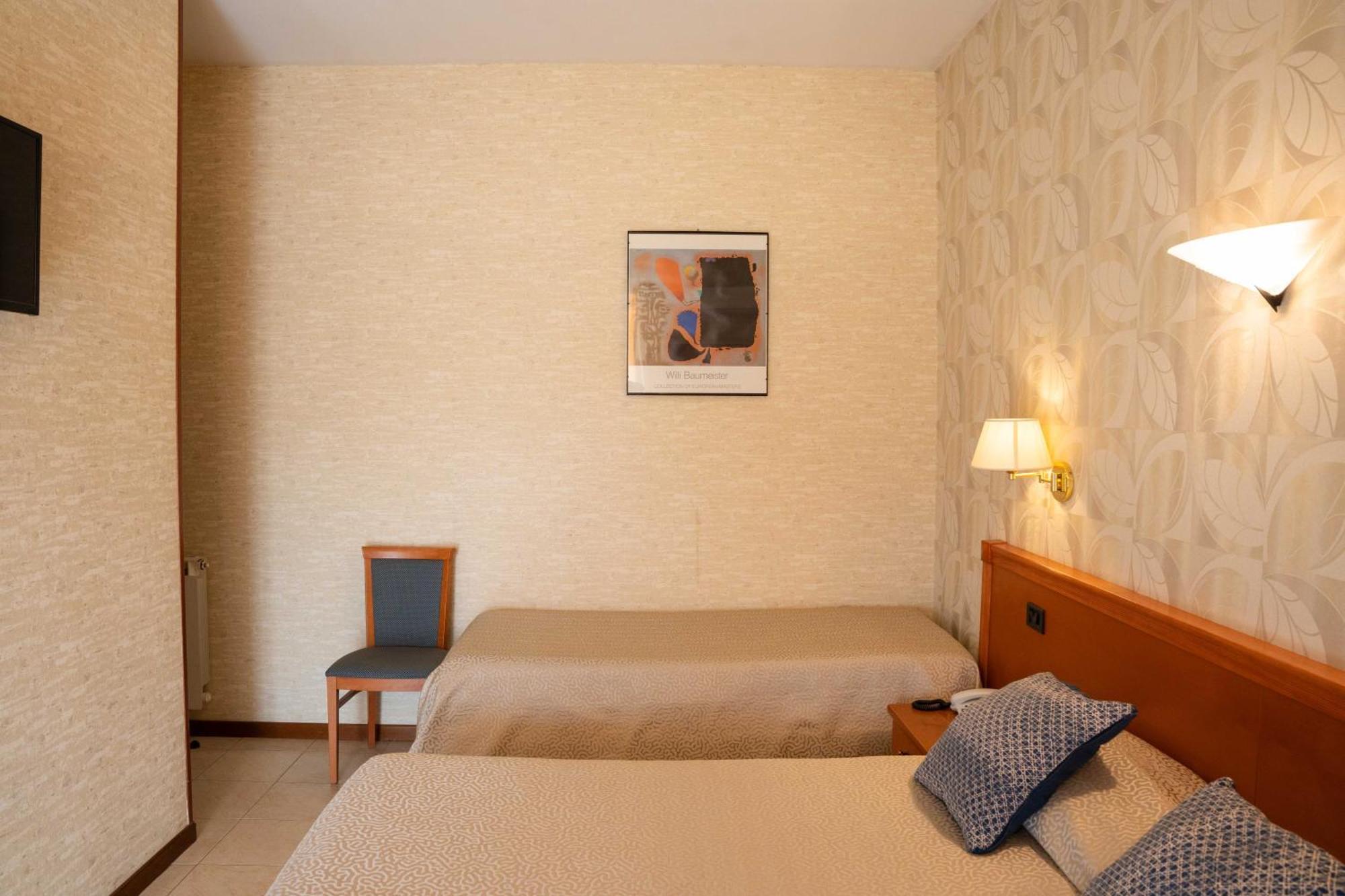 Hotel Pardini Viareggio Bagian luar foto